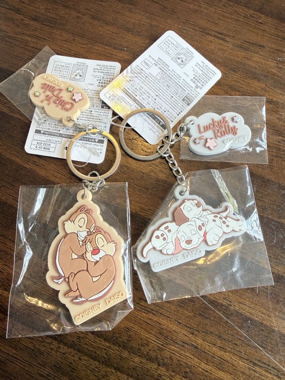 Disney Keychain Key Ring Key Holder Chip n' Dale & 101 Dalmatian Puppies NEW